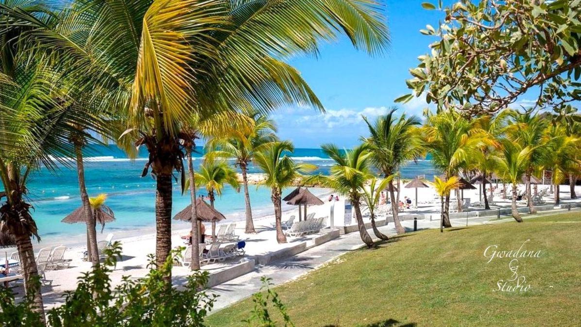 Accès Direct Plage, Magnifique Vue Mer, Gwanada Studio à Pierre et Vacances Sainte-Anne  Exterior foto