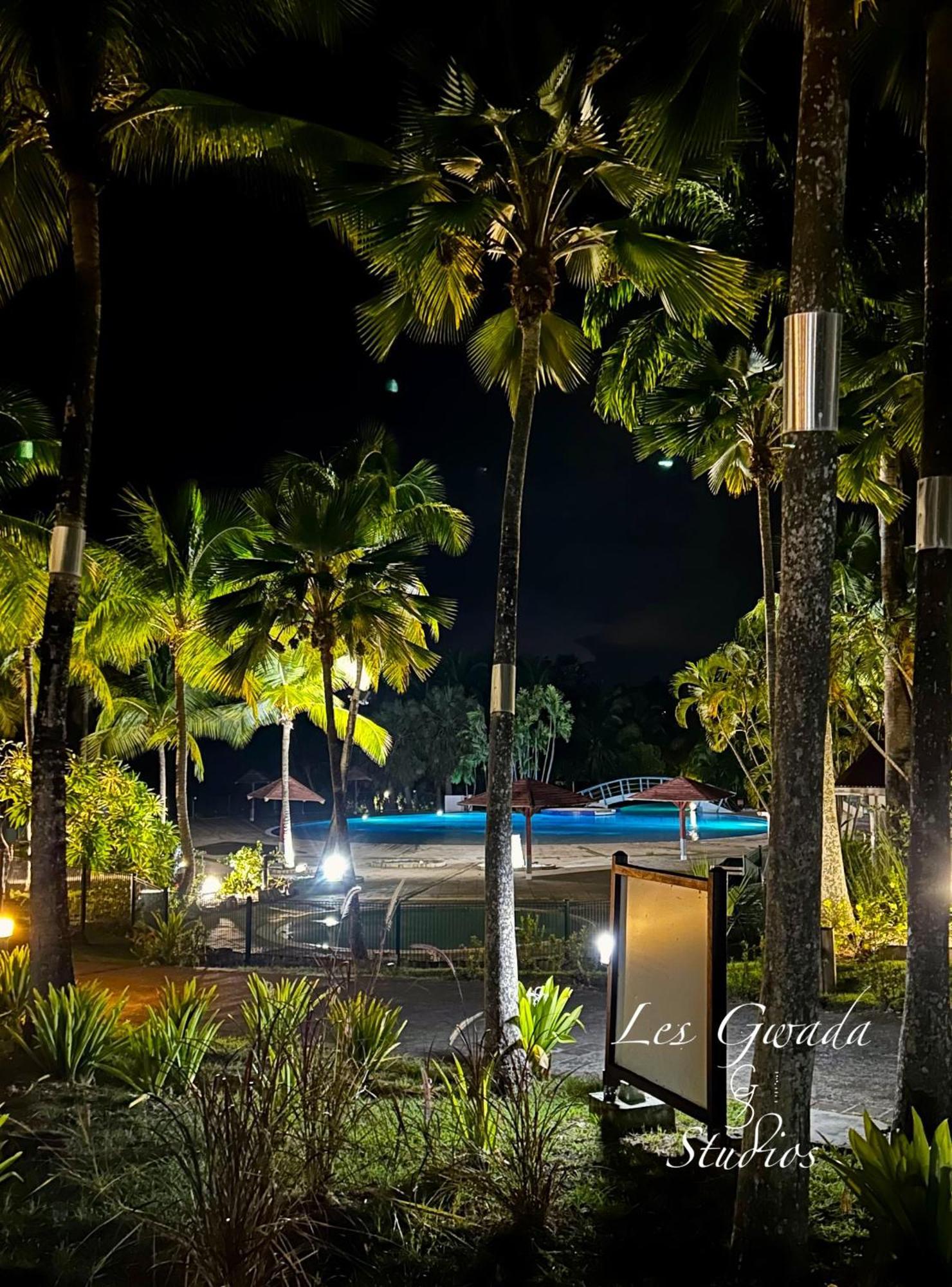 Accès Direct Plage, Magnifique Vue Mer, Gwanada Studio à Pierre et Vacances Sainte-Anne  Exterior foto