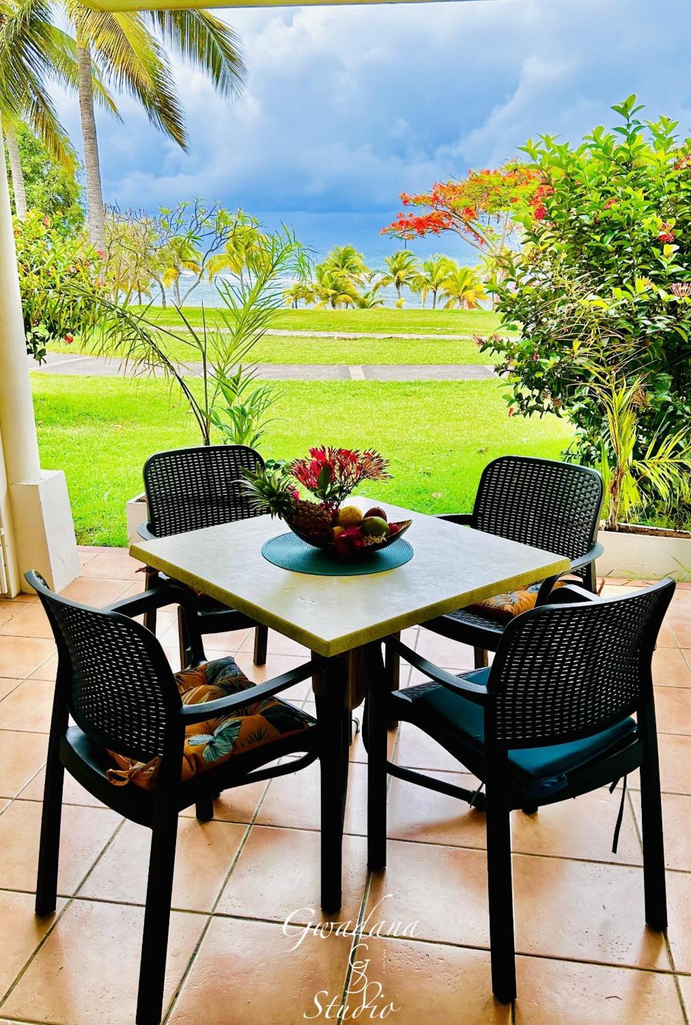Accès Direct Plage, Magnifique Vue Mer, Gwanada Studio à Pierre et Vacances Sainte-Anne  Exterior foto